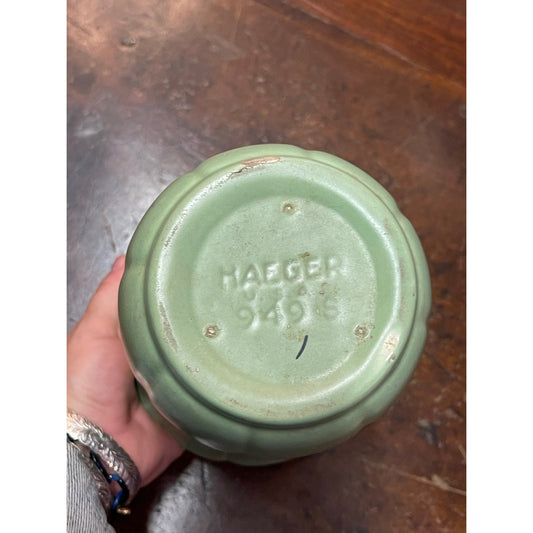 Vintage Haeger Pottery Ceramic Flower 8" Vase
