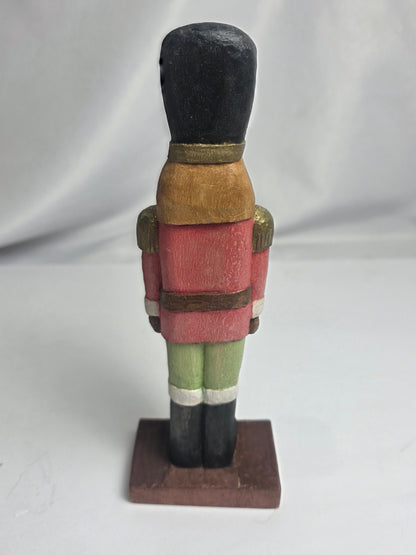 Hand Carved Nutcracker  Figurine csbh