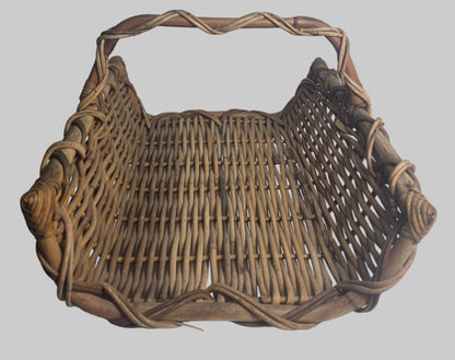 L Basket