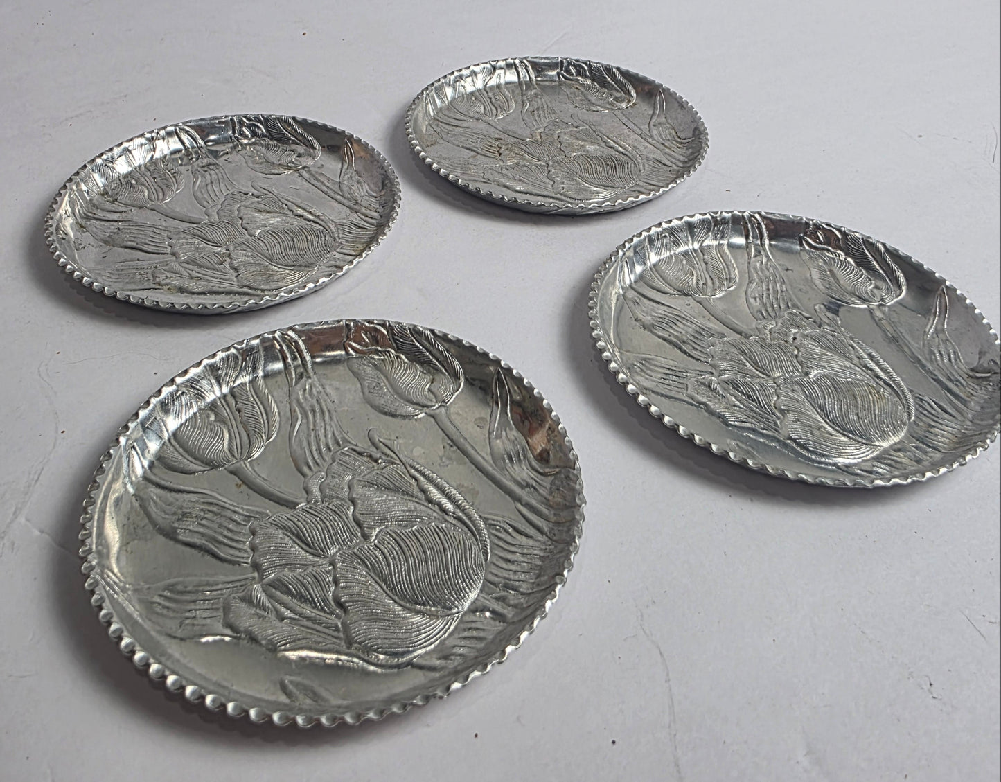 Vtg. Tulip Coaster Set (4) - CSAEH