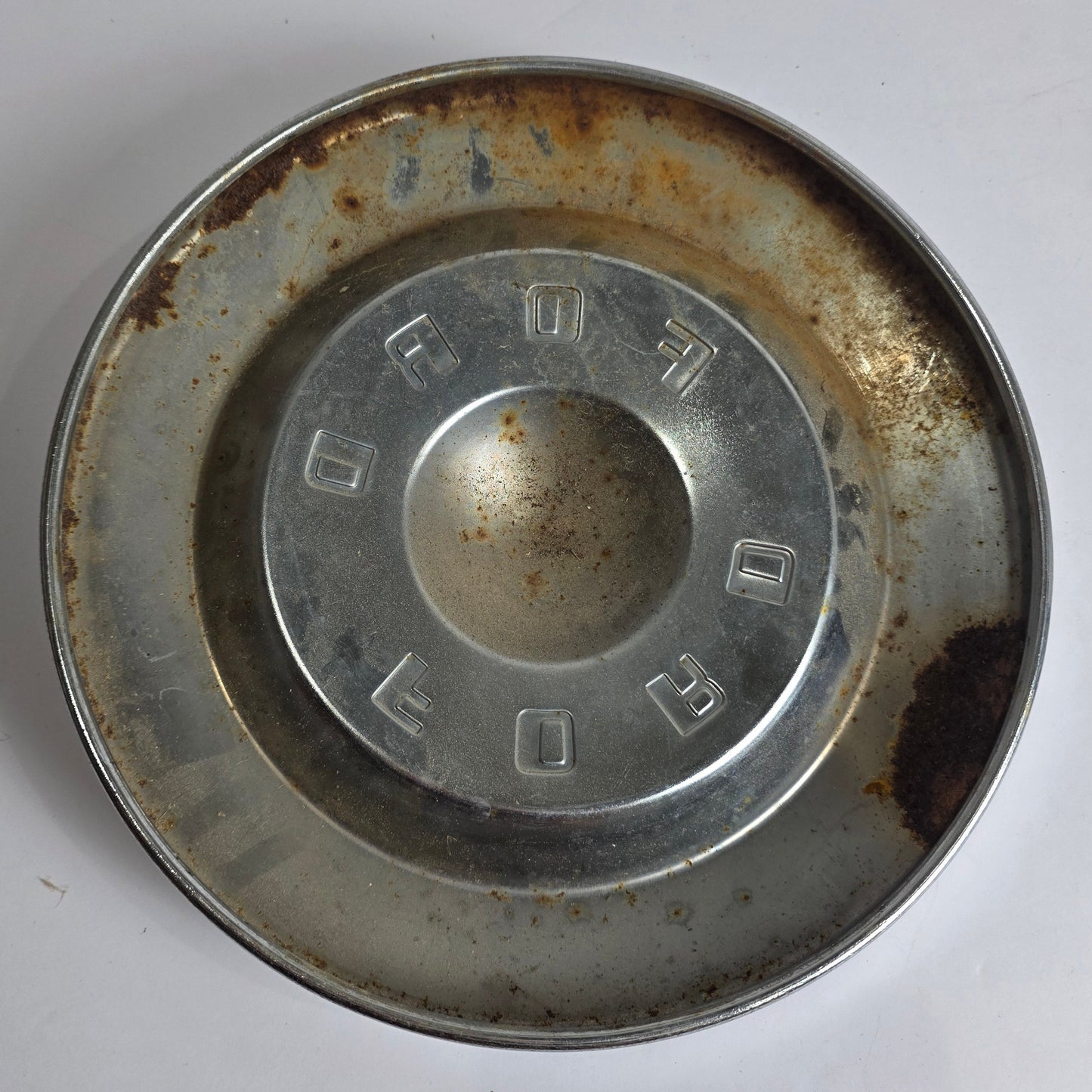 Vtg. Ford Hubcap