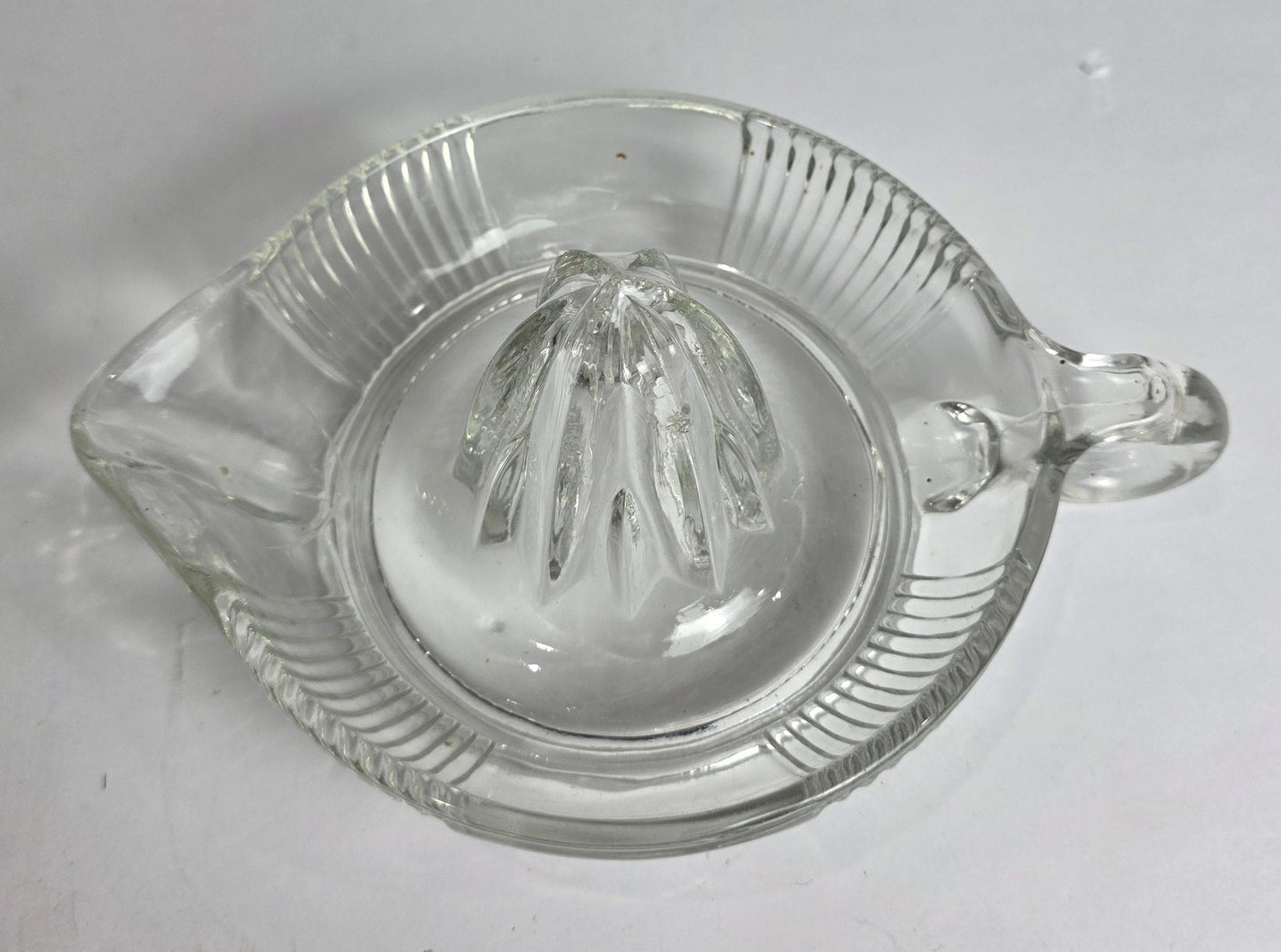 Vtg. Glass Juicer w Loop Handle