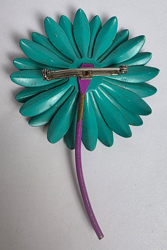 Vtg. Brooch - KP