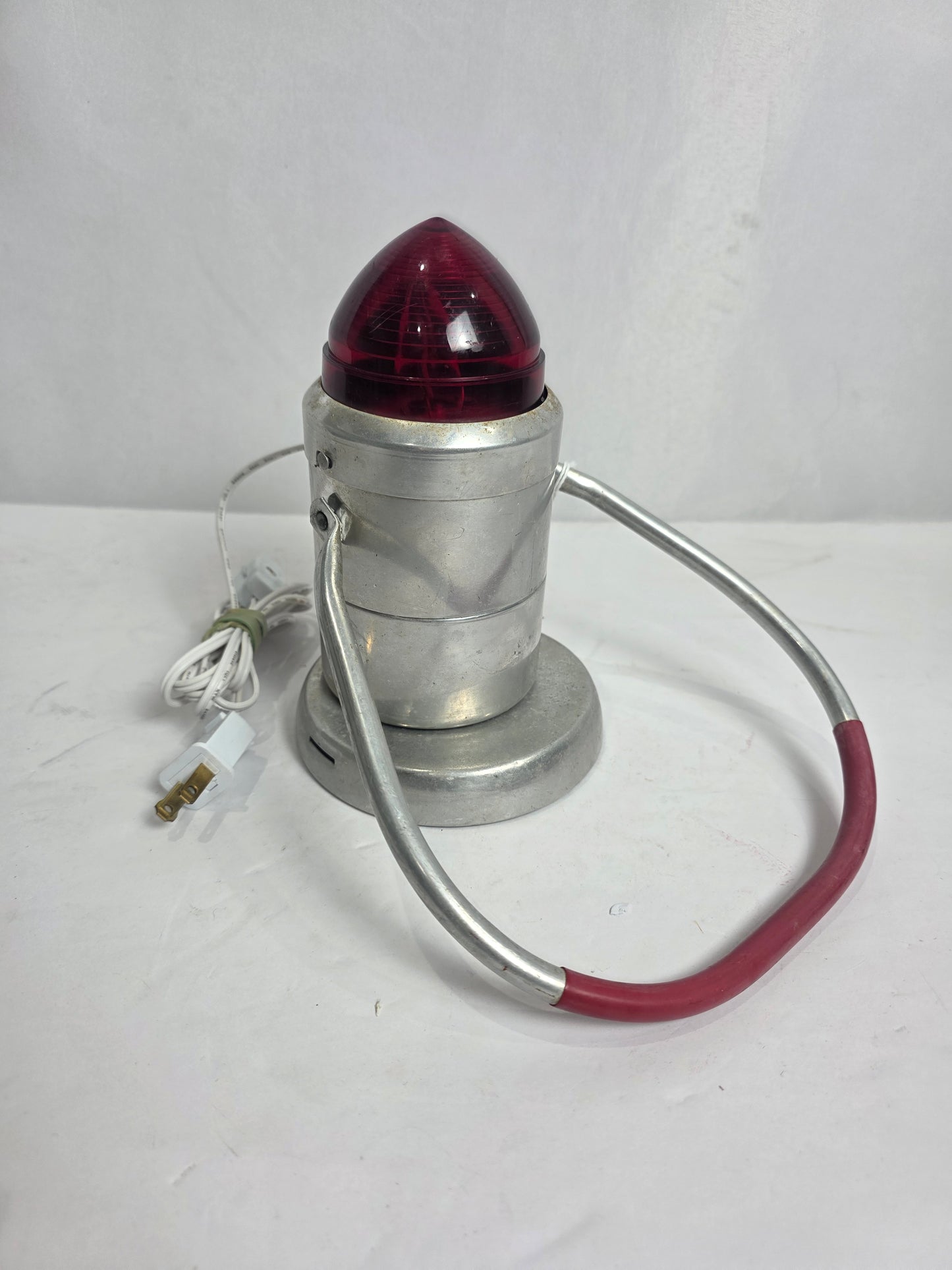 Vtg. VolKano Model 475 Railroad Lantern Light