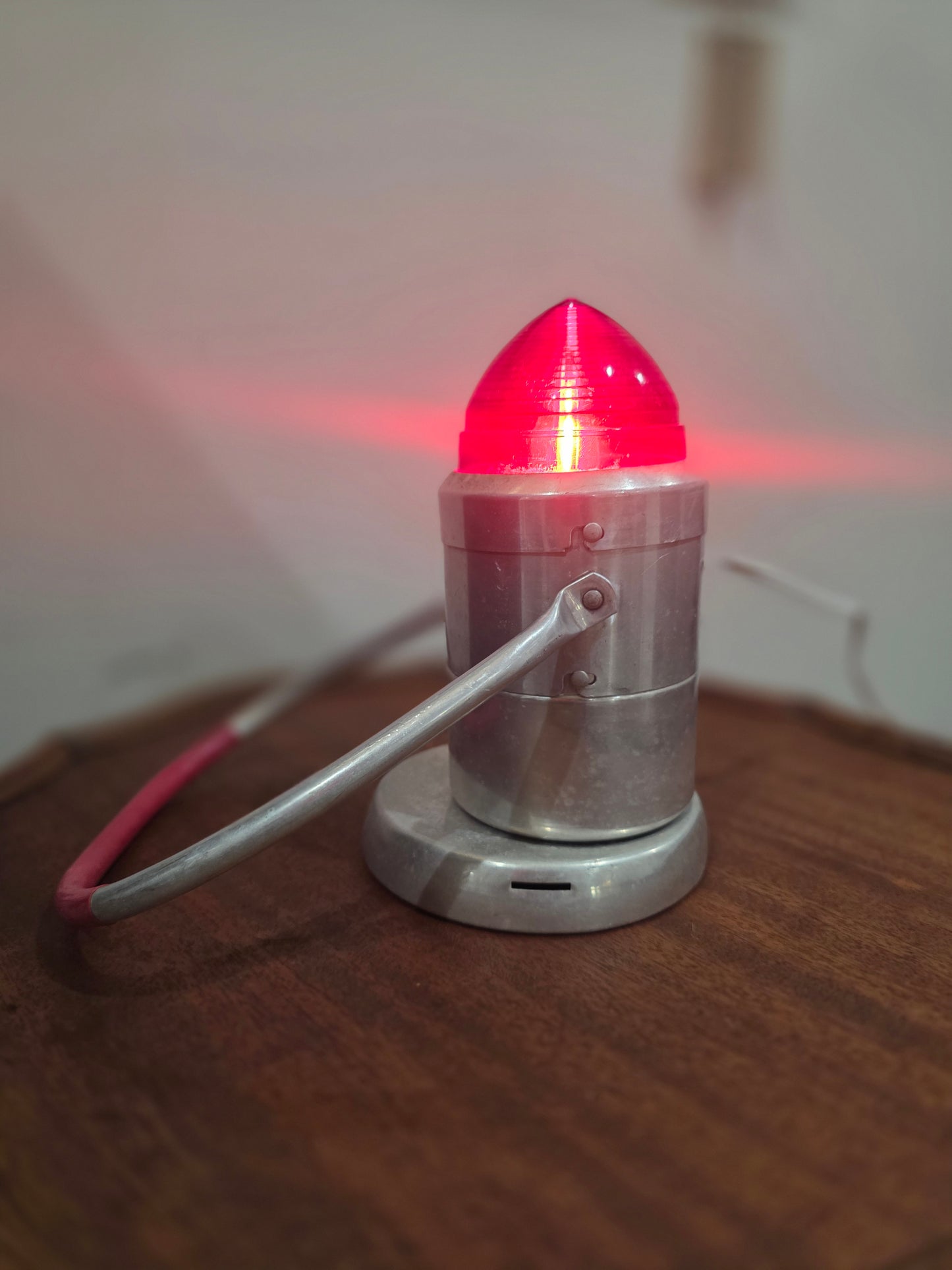 Vtg. VolKano Model 475 Railroad Lantern Light