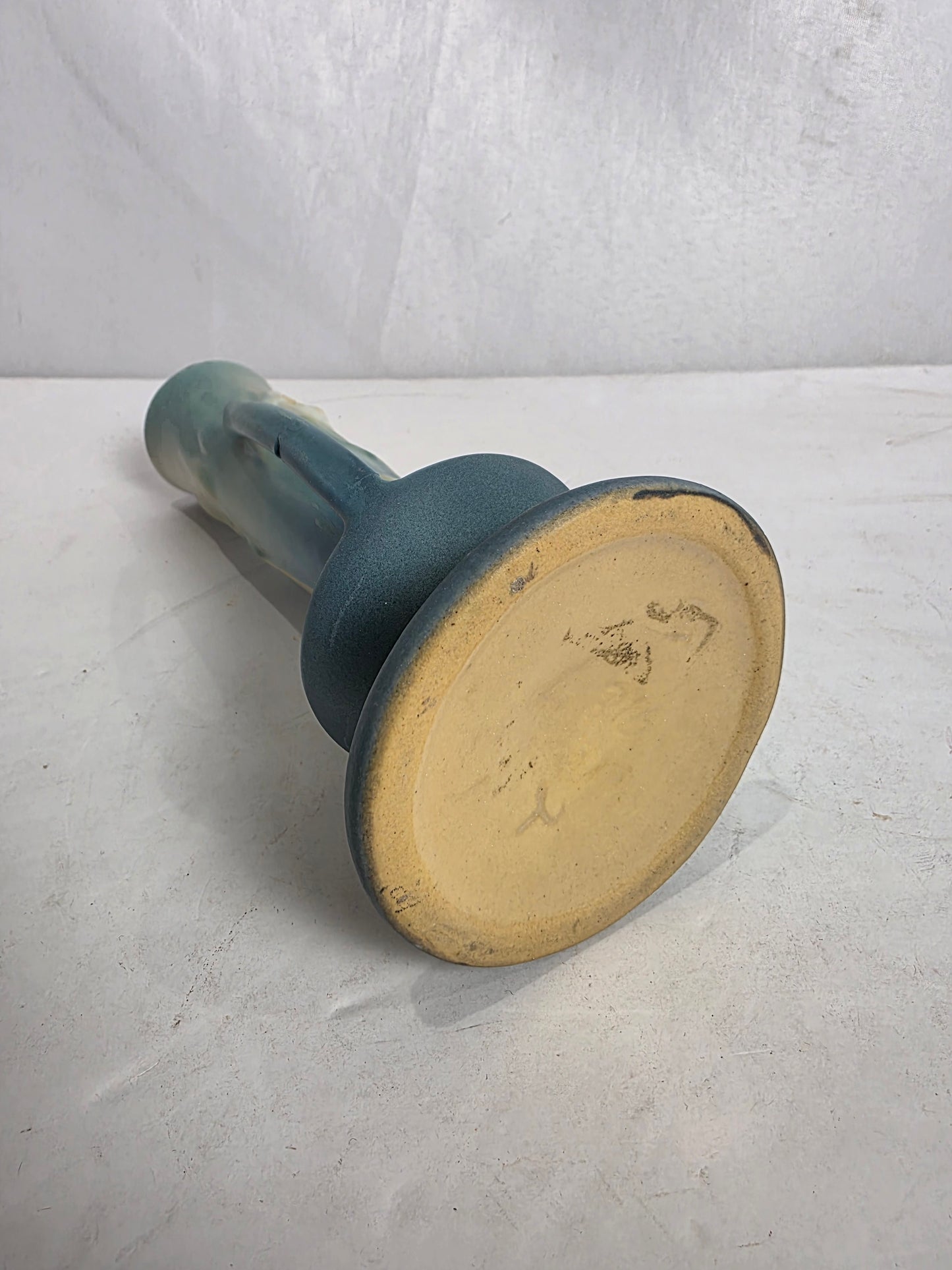Vtg. Roseville Iris Vase AS IS