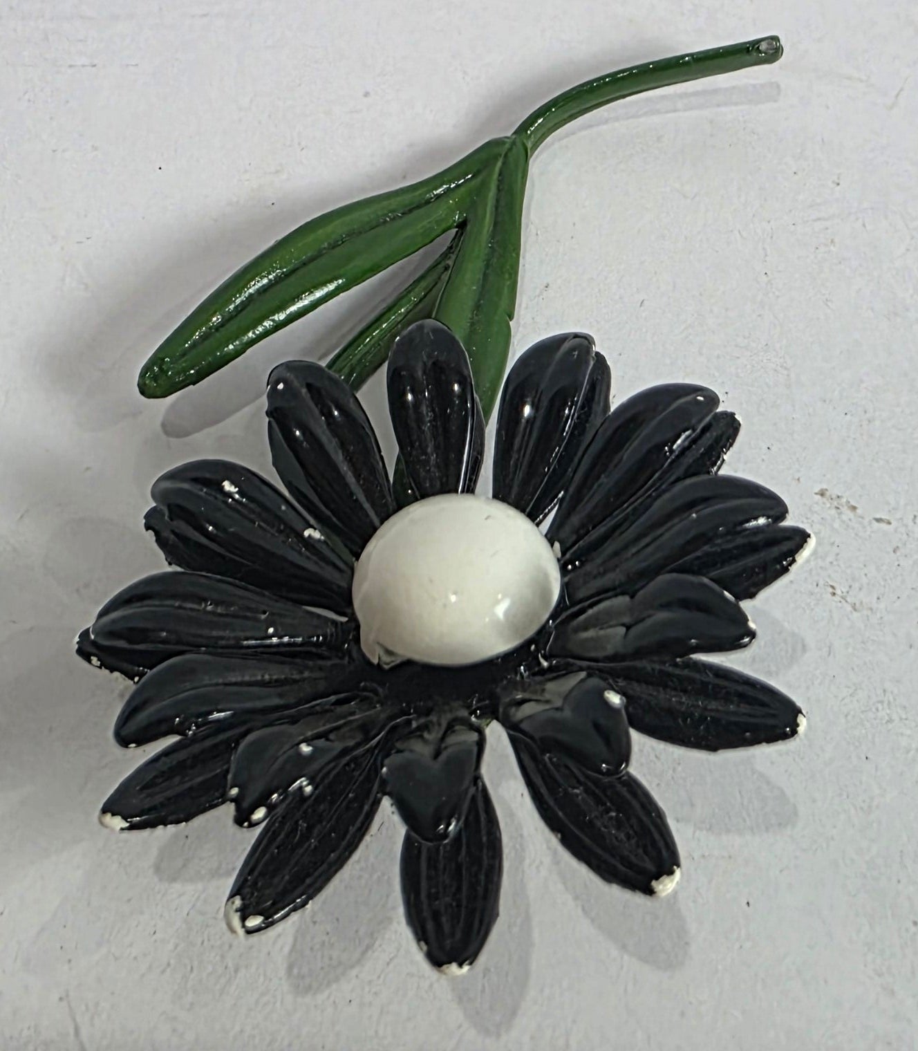 Vtg. MCM Black Enamel Daisy Flower Brooch