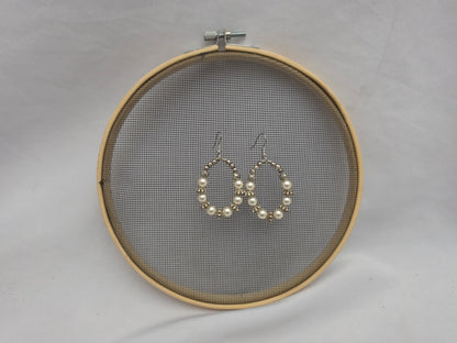 Vtg. Pearlized Glass Earrings CSHW