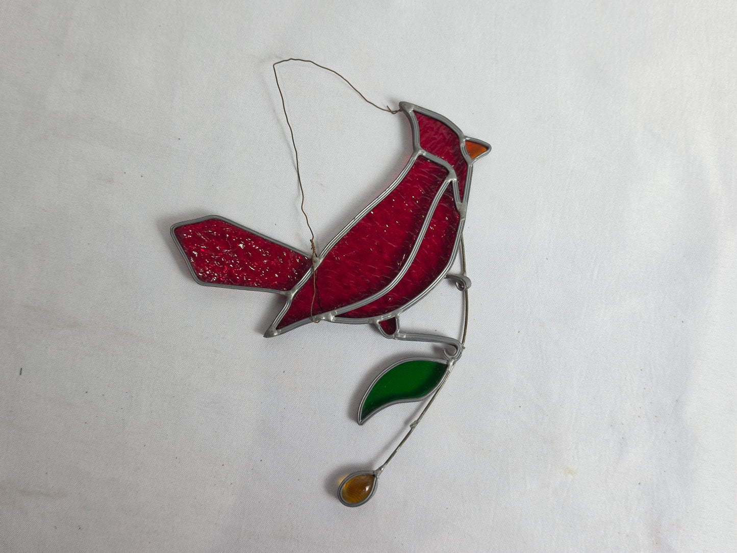1960s Vintage Tiffany- Styled Stained-Glass Panel Featuring A Cardinal CSHW