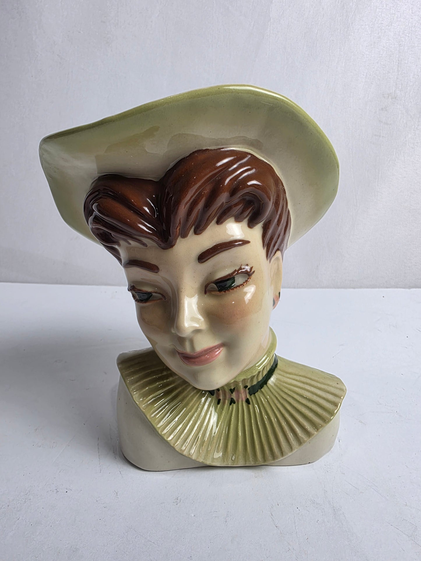 Vtg. "Bonnie" Bust (CSHW)
