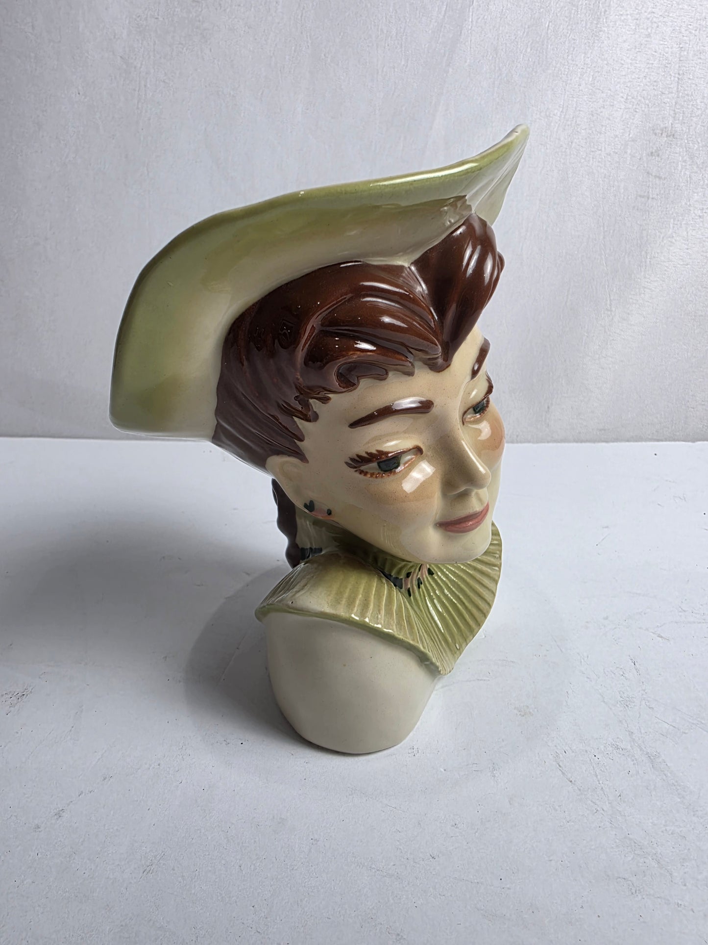 Vtg. "Bonnie" Bust (CSHW)