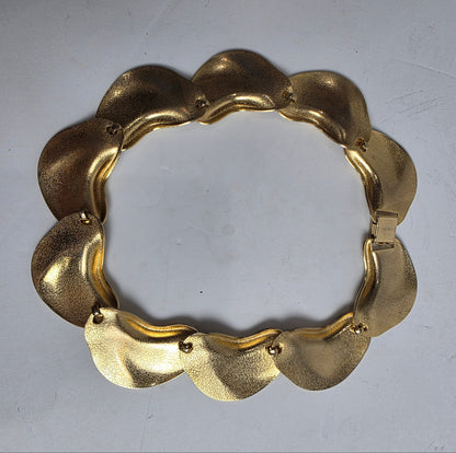 Vtg. 1970s Gold Plate Collar Necklace (CSHW)