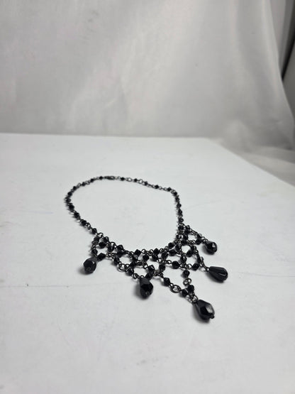 Vtg. 1980s Black Necklace (CSHW)