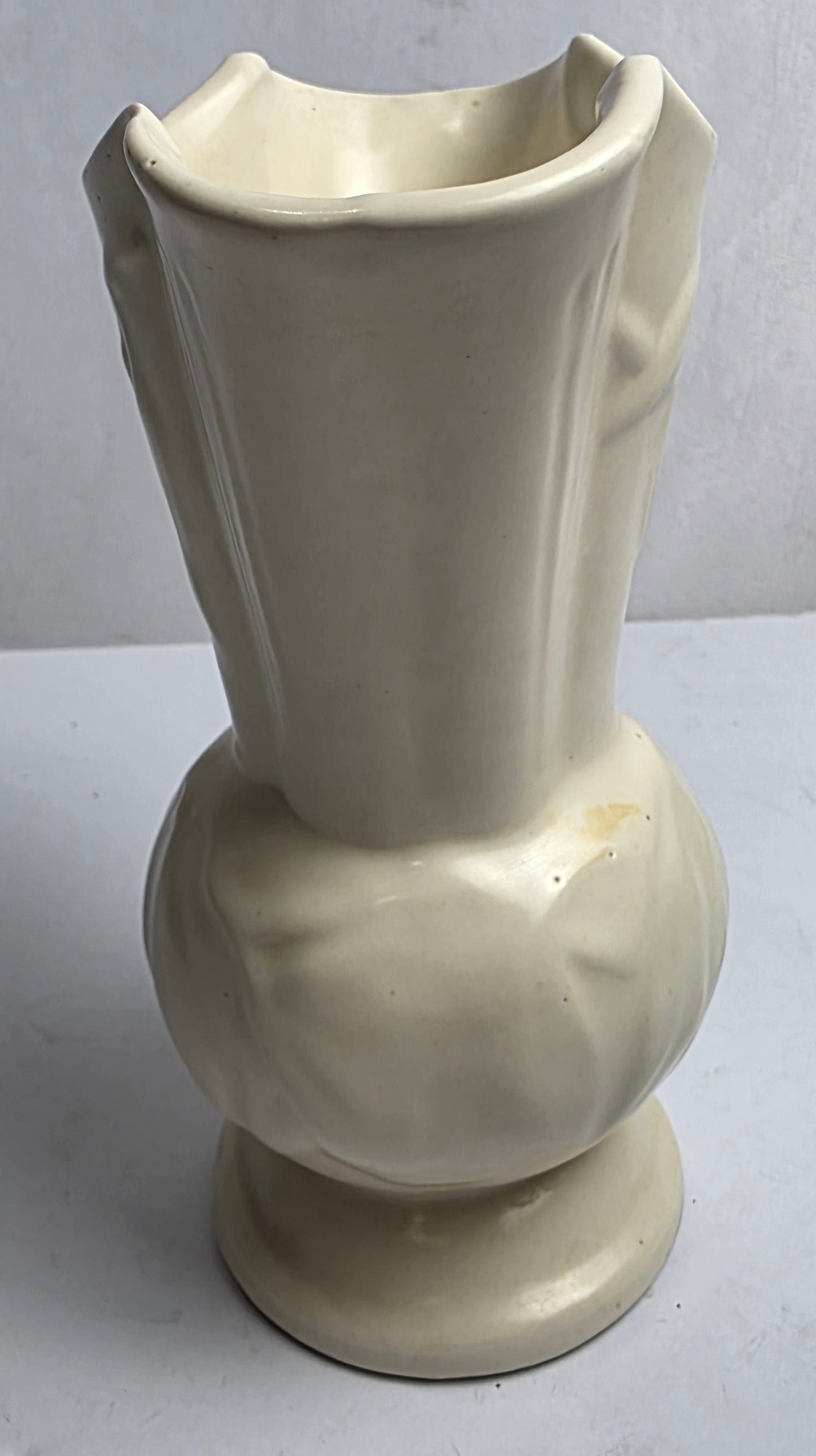 Vtg. Mid-Century Shawnee Pottery Ivory Fluted Vase