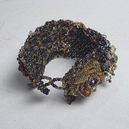 Vtg. Hand-Beaded Floral Bracelet (CSHW)