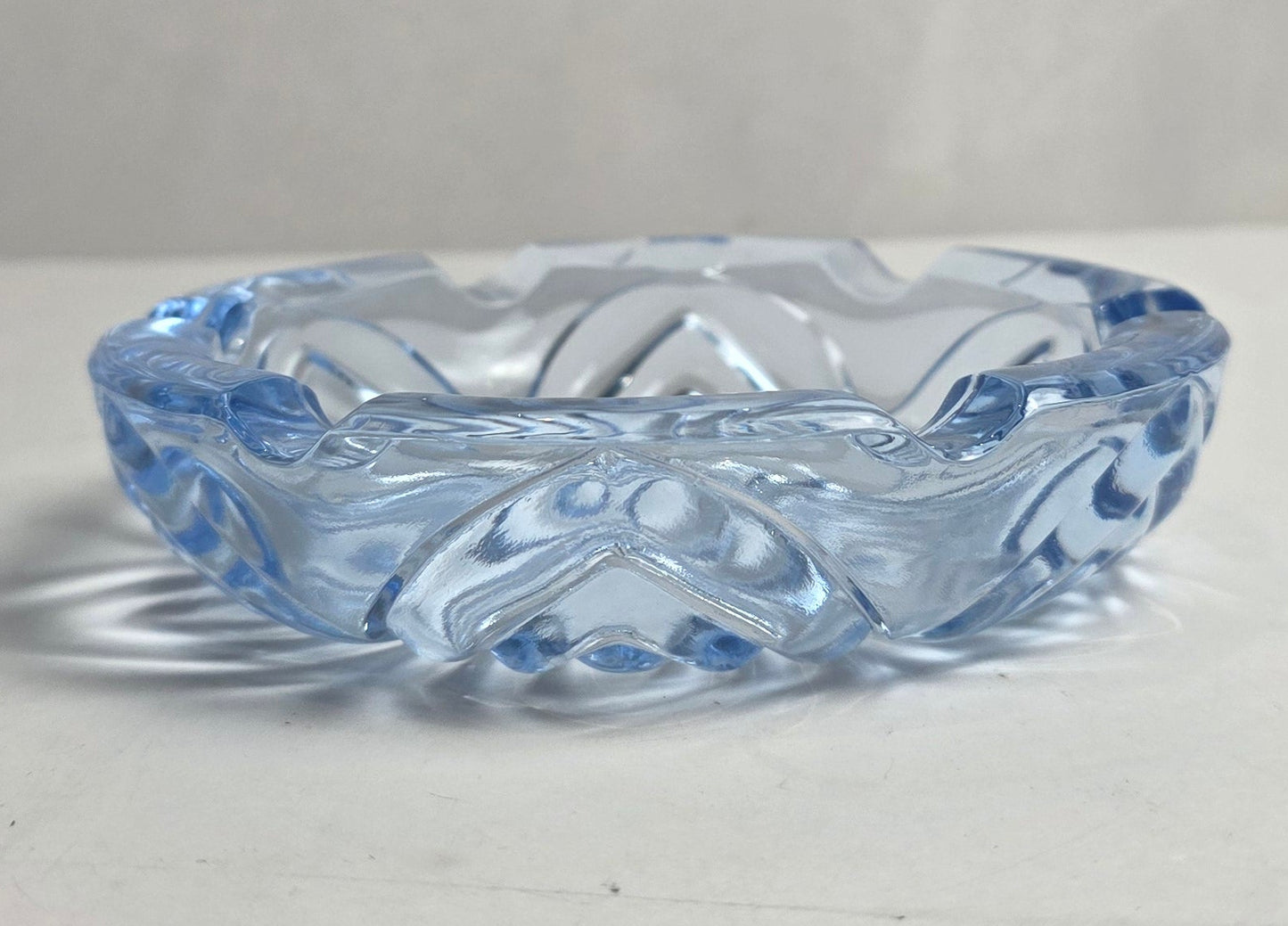 Vtg. Cambridge Glass Company Blue Ashtray