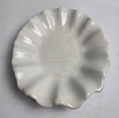 Vtg. White Ruffle Ceramic Bowl