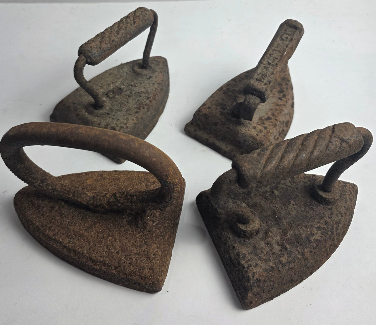 Vtg. Iron