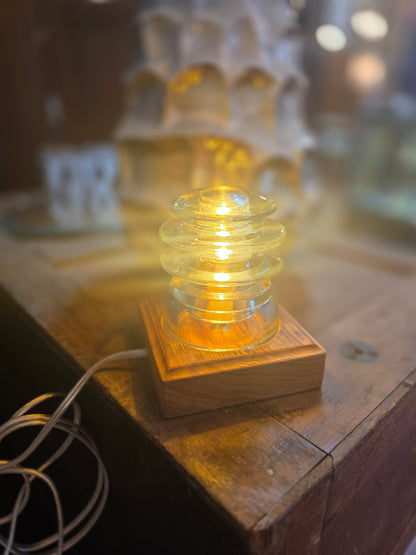 Vtg. Insulator Light