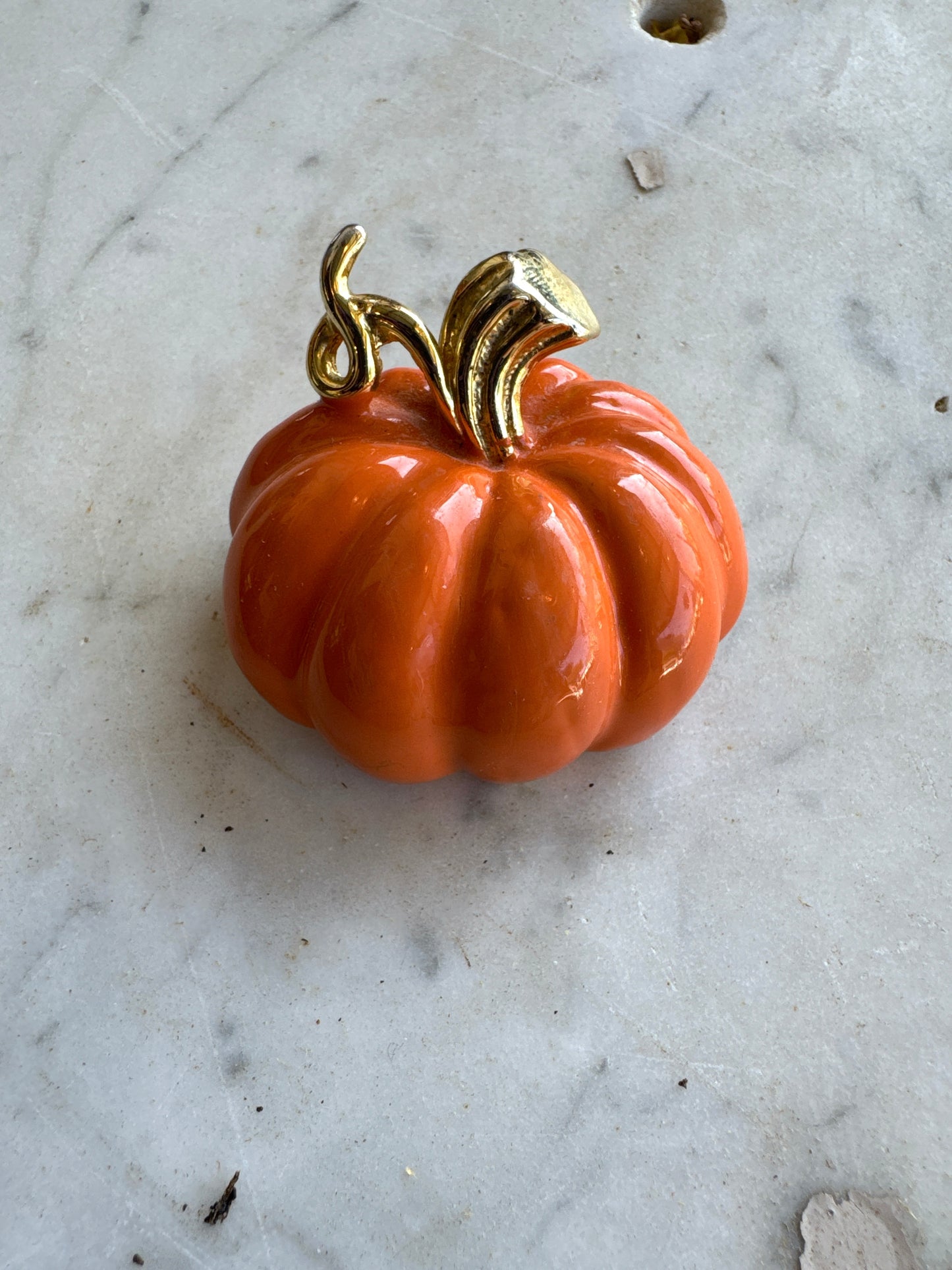 BEST signed pumpkin brooch CSBH