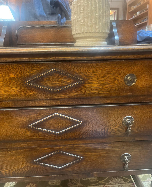 Oak 3 Drawer Washstand Turned Legs 1930’s