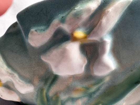 Roseville Round Iris Bowl