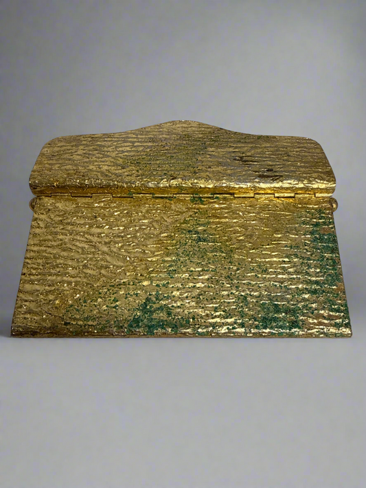 Vtg Hammered Gold Vesta Case