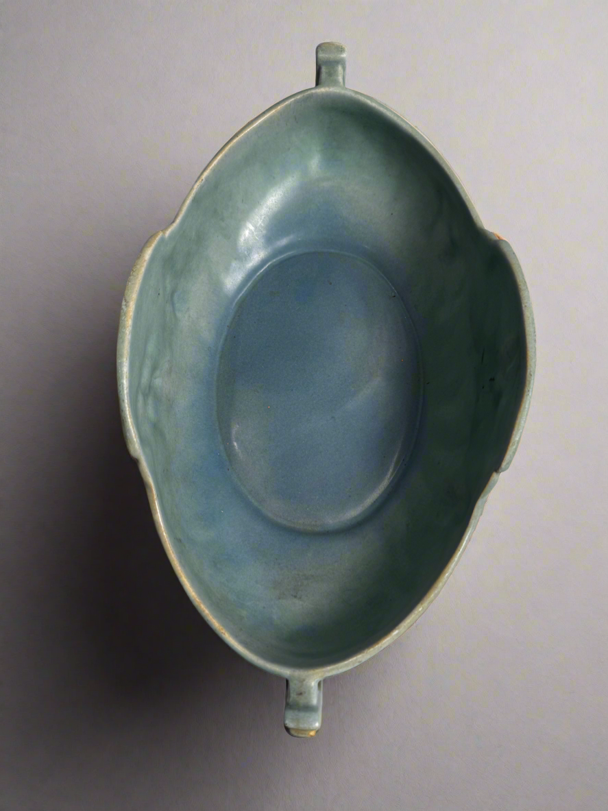 Roseville Iris Console bowl oval