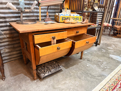 Rare Vintage - Pine Possom Belly Table