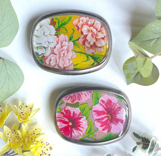 Belt buckle, botanical
