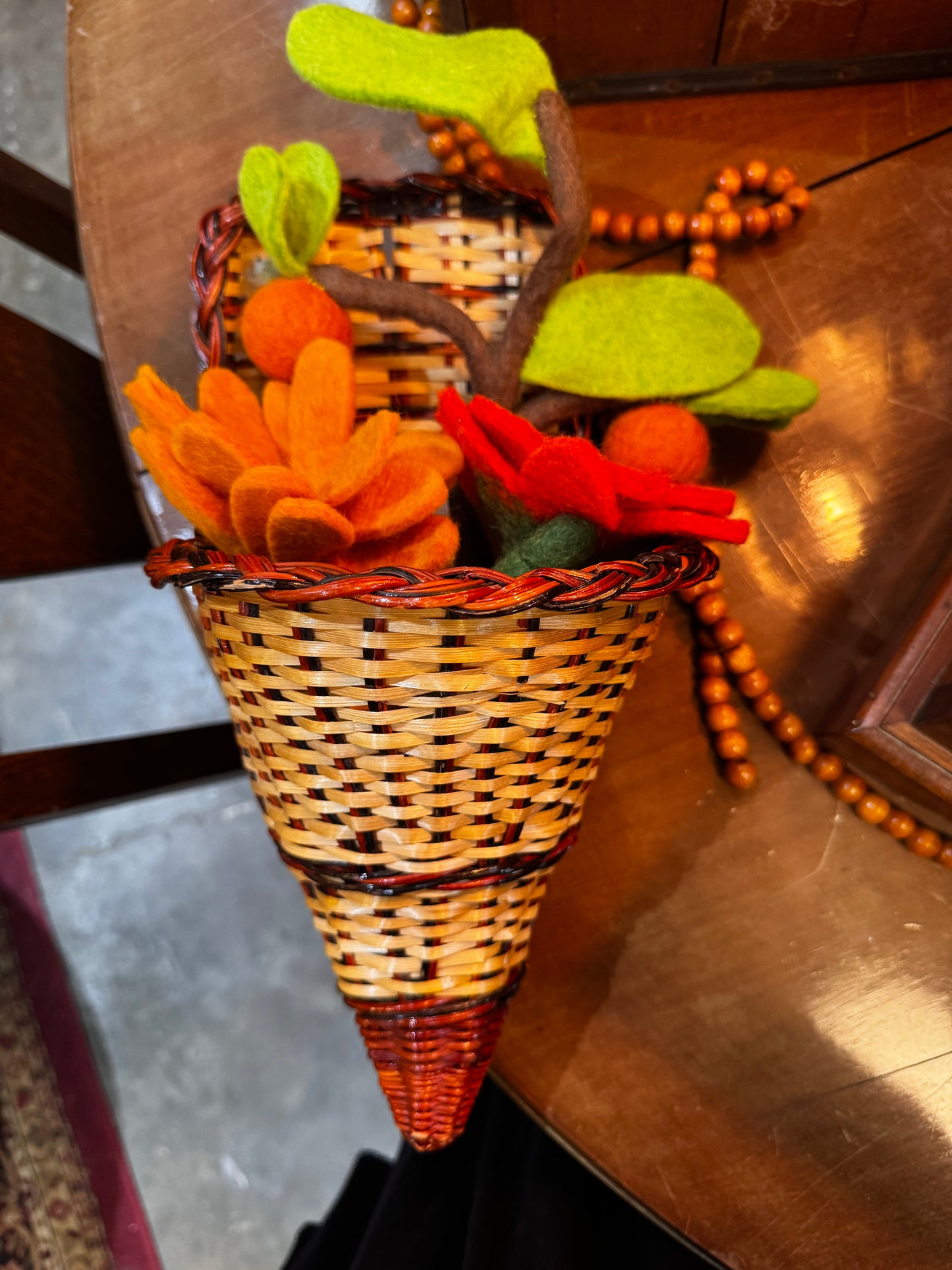 Hanging Cornicopia CSBH