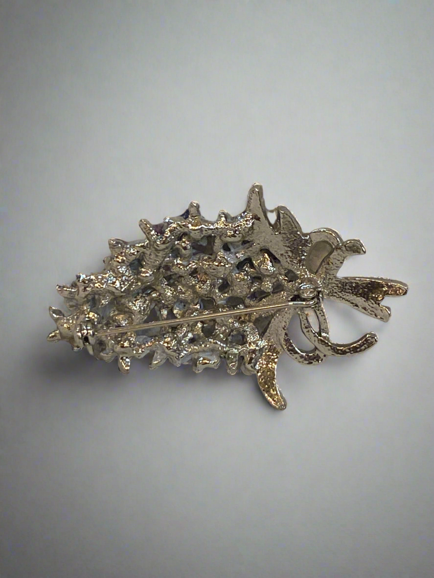 Vtg Lilac Flower Enamel Brooch