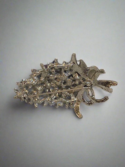 Vtg Lilac Flower Enamel Brooch