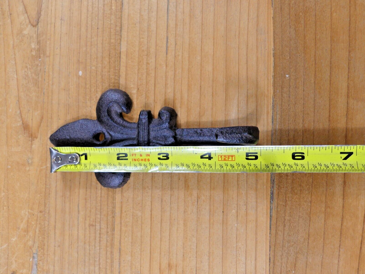 Victorian Rustic Cast Iron Fleur De Lis Wall Hook,  5 1/2"