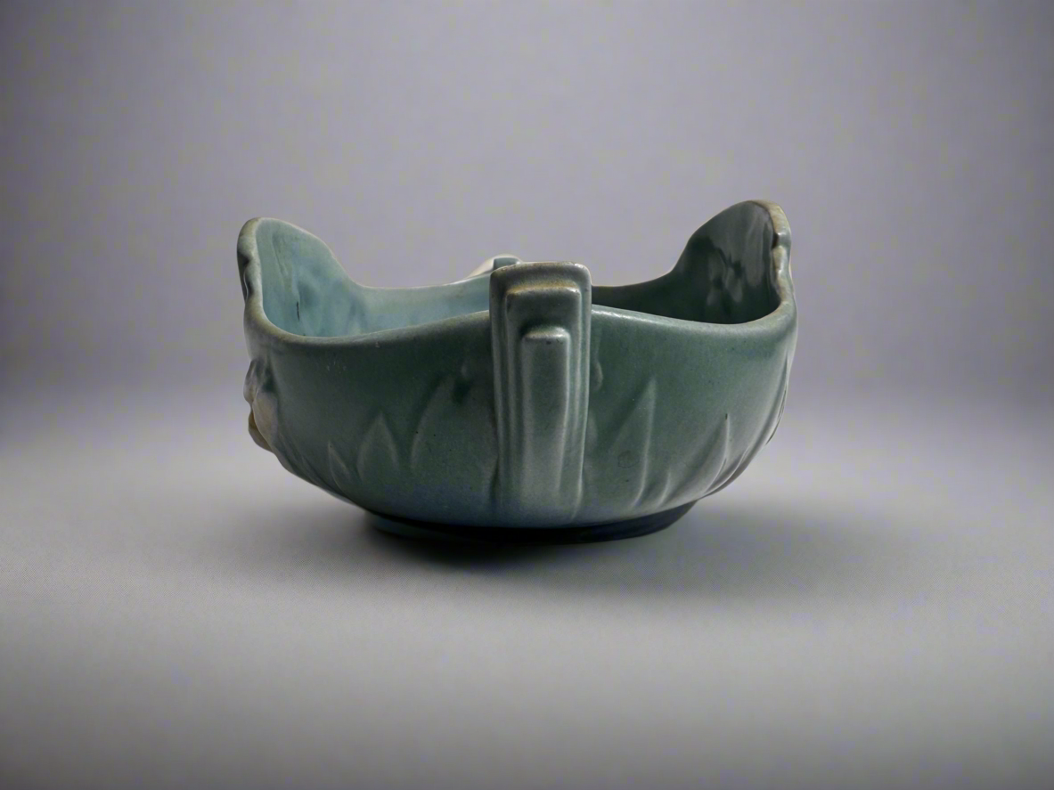 Roseville Iris Console bowl oval