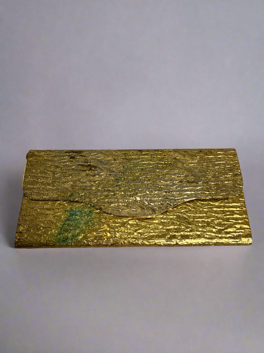 Vtg Hammered Gold Vesta Case