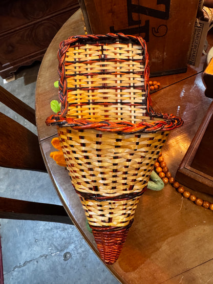 Hanging Cornicopia CSBH