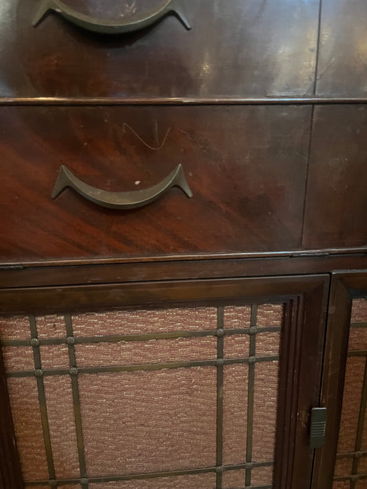 Antique Victrola - converted bar.