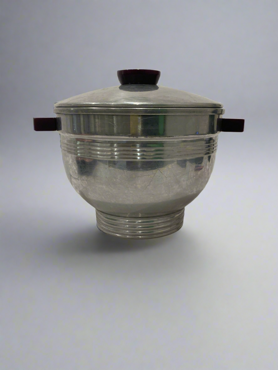 Vtg Bakelite handles and knob ice bucket