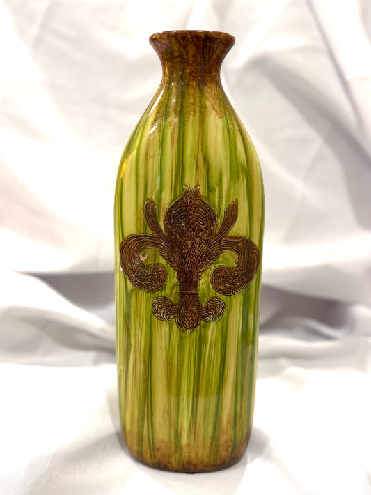 Green Fleur di Lys Vase cs