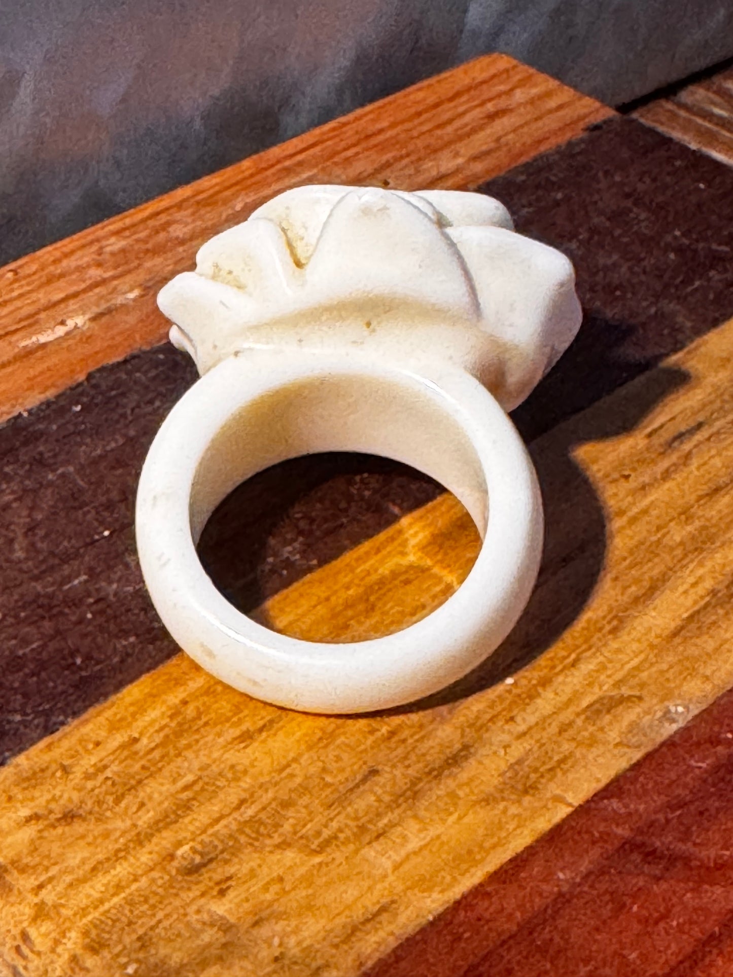 Vtg Carved Rose Ring CSBH
