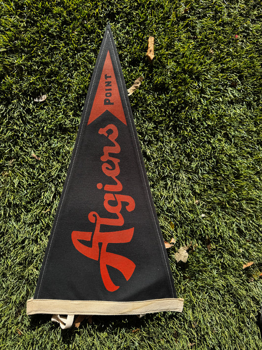 Crescent Pennants CS