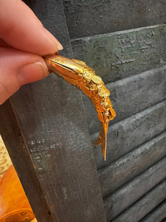 Vtg Articulated Fish Pendant csbh