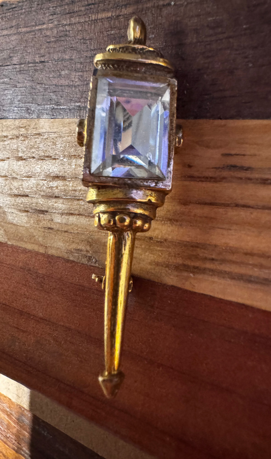 Goldette Lantern Brooch CSBH