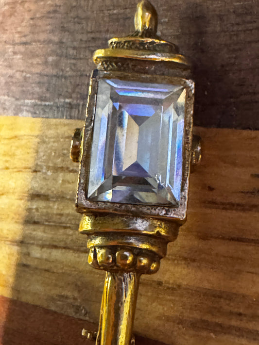 Goldette Lantern Brooch CSBH