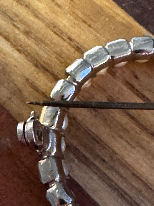 Vtg Faux Pearl Brooch csbh