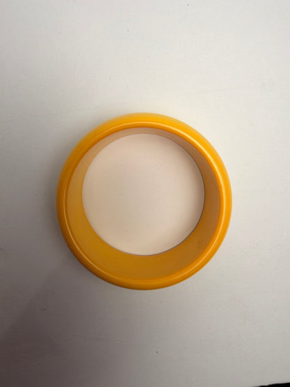 Vintage Chunky Mustard Yellow Bakelite Style Lucite Bangle Bracelet CSHW