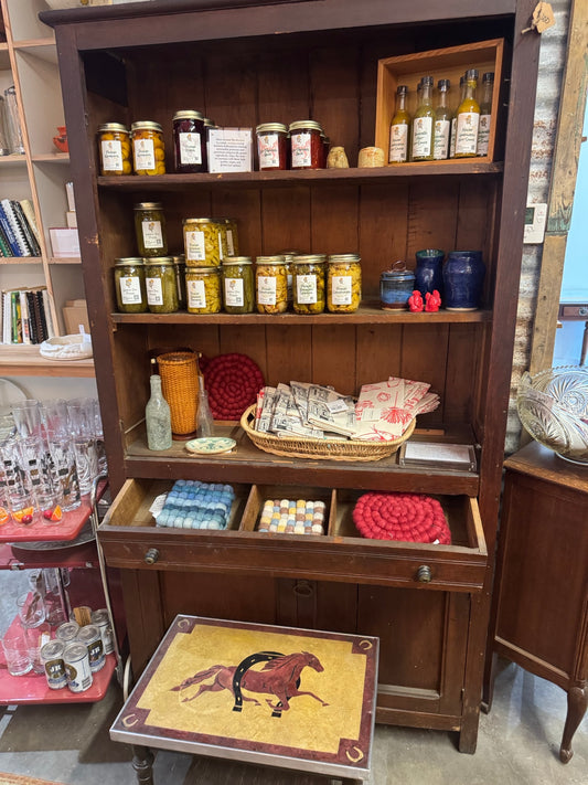 Primitive Pine Hutch