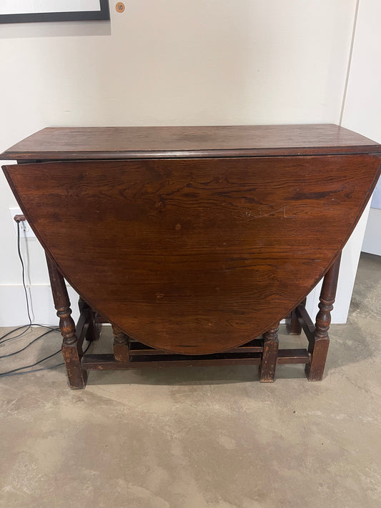 Oval Fold Out Leaf Trestle Table