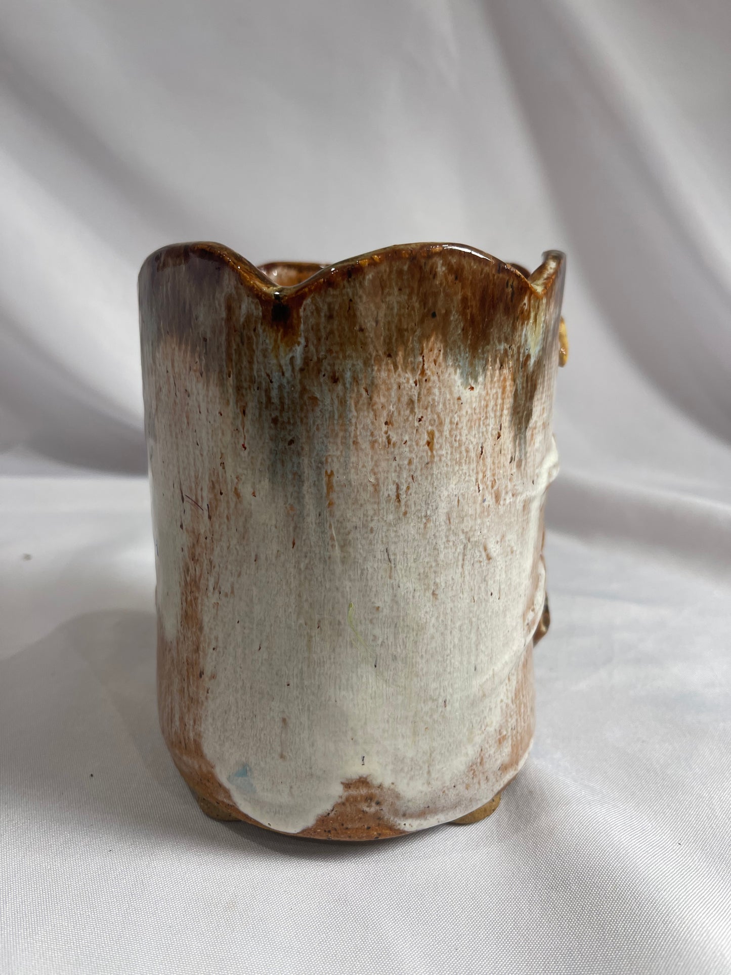 Vintage Handmade Ceramic Scalloped Goose Vase